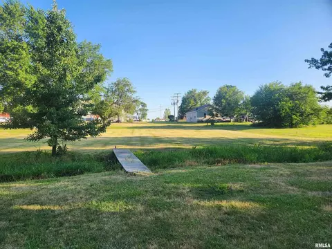 104 North St, Augusta, IL 62311 photo 13