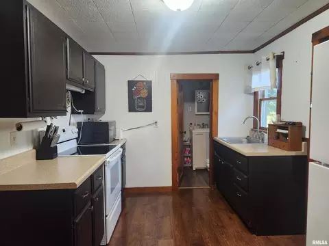 104 North St, Augusta, IL 62311 photo 7