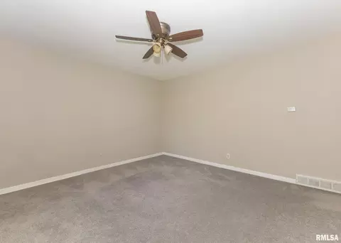337 28th Ave, Moline, IL 61265 photo 6