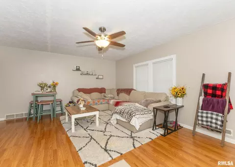 337 28th Ave, Moline, IL 61265 photo 16