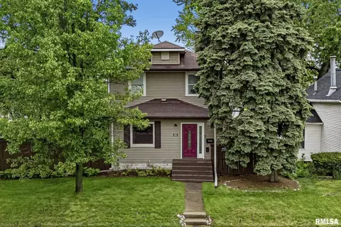 818 W Locust St, Davenport, IA 52804