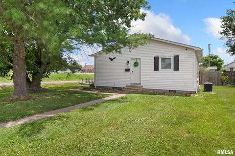 100 S 20th St, Herrin, IL 62948 photo 2