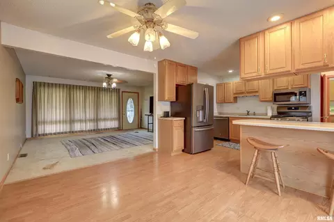 802 6th Ave, Fulton, IL 61252 photo 7