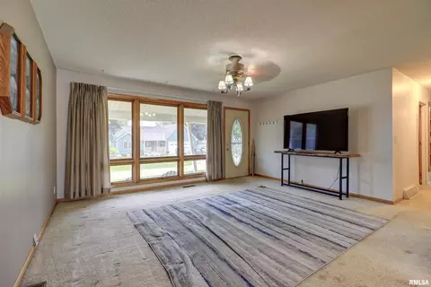 802 6th Ave, Fulton, IL 61252 photo 9