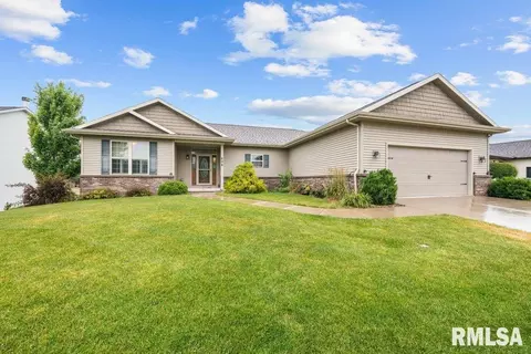 604 E Mill St, Kewanee, IL 61443