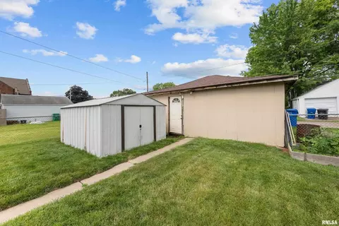 1837 12th St, Moline, IL 61265 photo 18