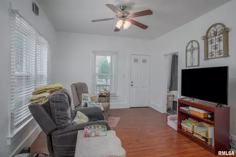 1639 24th Ave, Moline, IL 61265 photo 9