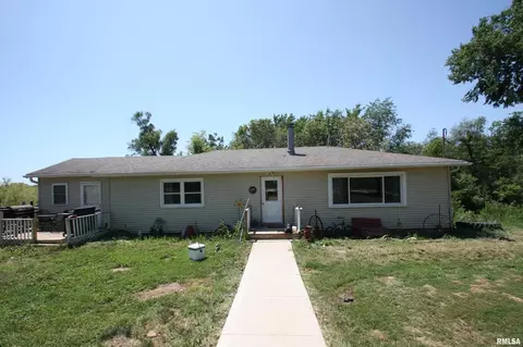 2721 75th Ave, Viola, IL 61486