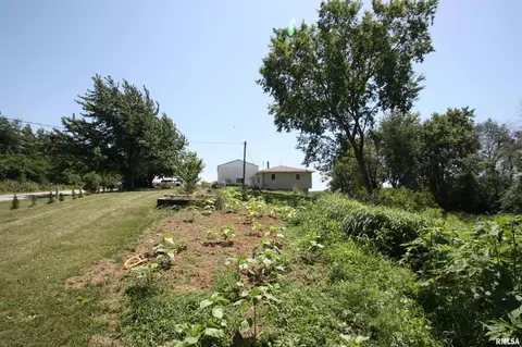 2721 75th Ave, Viola, IL 61486 photo 9
