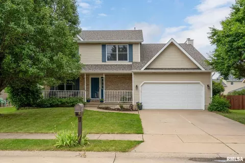 2309 W 61st St, Davenport, IA 52806