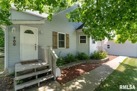 700 1st Ave, Sherrard, IL 61281