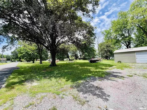 5087 W Murray St, Sesser, IL 62884 photo 8