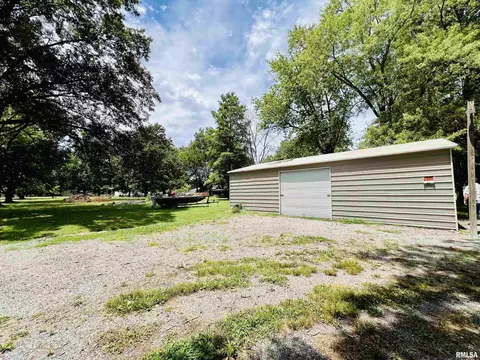 5087 W Murray St, Sesser, IL 62884 photo 2