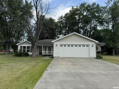 310 Whitney Ln, Marion, IL 62959