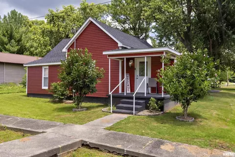 200 N Church St, Pittsburg, IL 62974