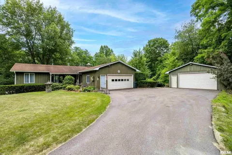 8904 217th St N, Port Byron, IL 61275