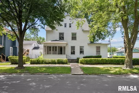 219 Kirkwood Blvd, Davenport, IA 52803