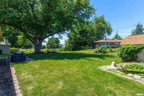 4805 45th Ave, Moline, IL 61265 photo 24