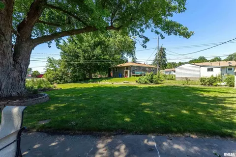 4805 45th Ave, Moline, IL 61265 photo 22