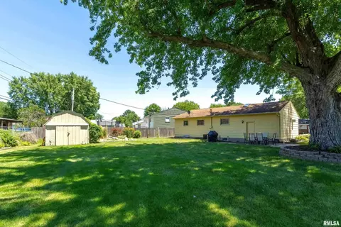 4805 45th Ave, Moline, IL 61265 photo 26