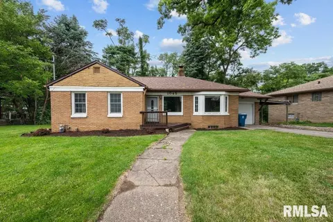 1045 20th Ave, East Moline, IL 61244