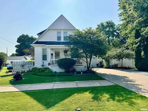 412 NE 3rd Ave, Aledo, IL 61231 photo 2