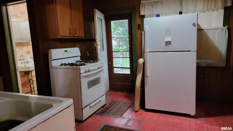1422 14th St, Moline, IL 61265 photo 9