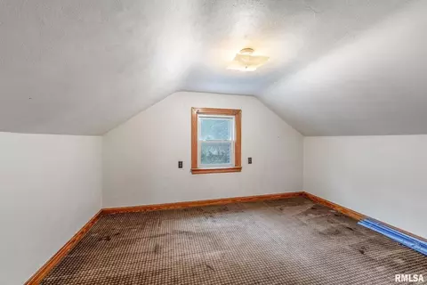 2418 48th St, Moline, IL 61265 photo 16