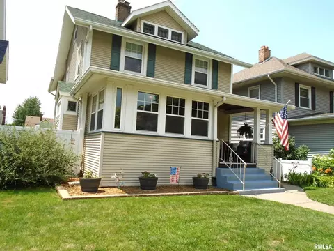 2426 Farnam St, Davenport, IA 52803