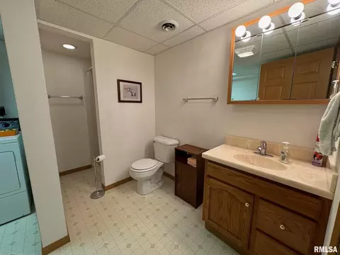 1620 41st St, Moline, IL 61265 photo 45