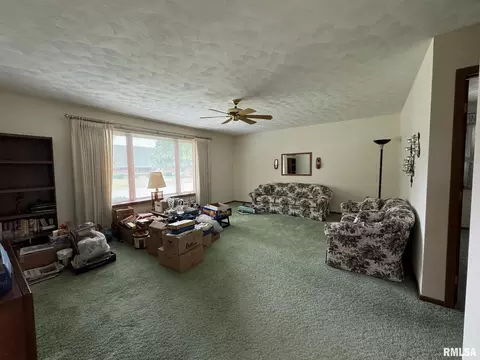 1620 41st St, Moline, IL 61265 photo 18