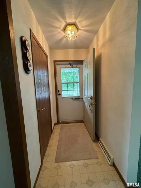 1620 41st St, Moline, IL 61265 photo 20