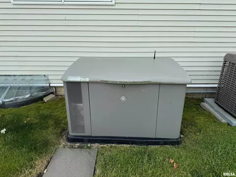 1620 41st St, Moline, IL 61265 photo 30