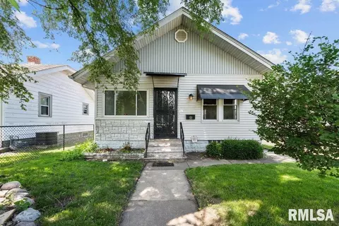 1422 9th St, Rock Island, IL 61201