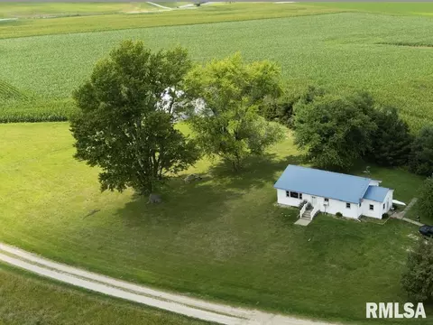 2018 E 1850 Ave, Coatsburg, IL 62325
