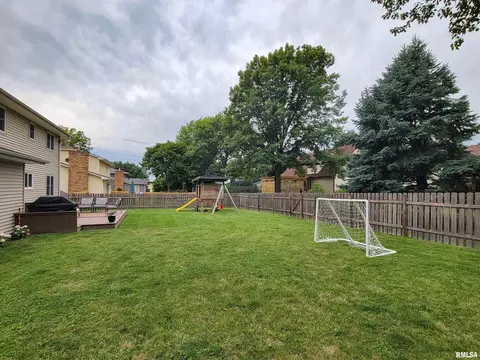 604 Brookview Dr, Eldridge, IA 52748 photo 36