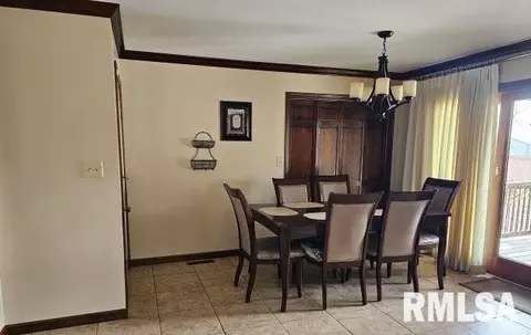 85 Country Acres Ln, Eldorado, IL 62930 photo 5