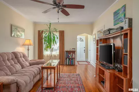 1421 24th Ave, Moline, IL 61265 photo 4