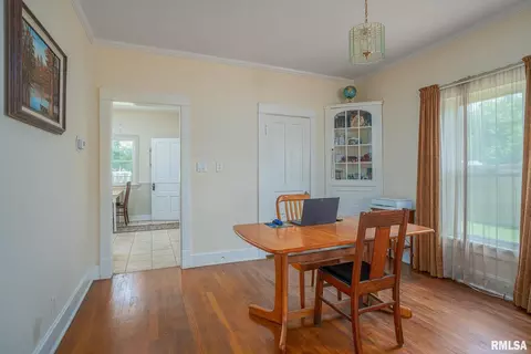 1421 24th Ave, Moline, IL 61265 photo 6
