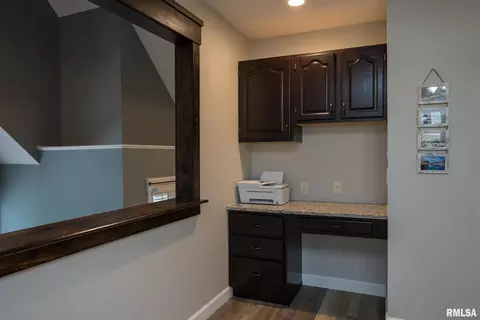 104 Blackhawk Dr, Park View, IA 52748 photo 9