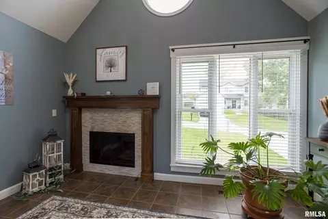 104 Blackhawk Dr, Park View, IA 52748 photo 40
