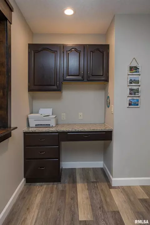 104 Blackhawk Dr, Park View, IA 52748 photo 8