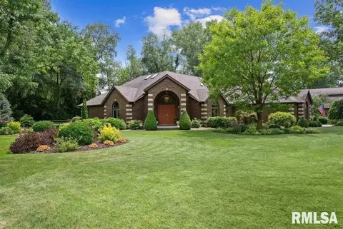 4500 6th Street Ct, East Moline, IL 61244