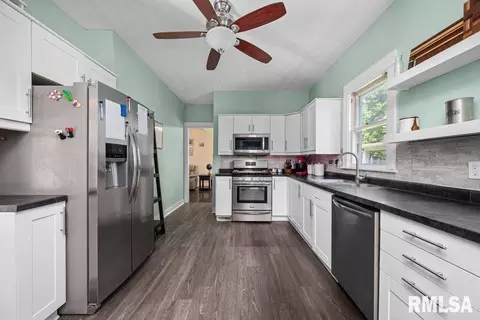 2036 14th St, Moline, IL 61265 photo 10