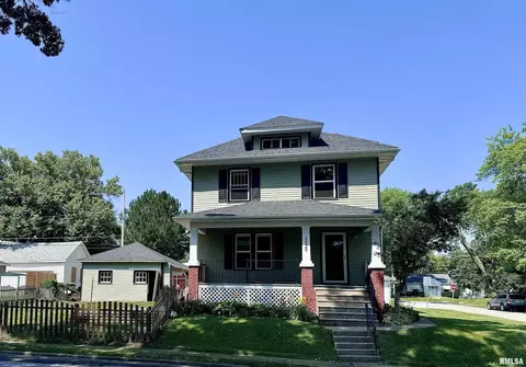 2830 N Main St, Davenport, IA 52803