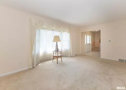 3505 49th St, Moline, IL 61265 photo 12
