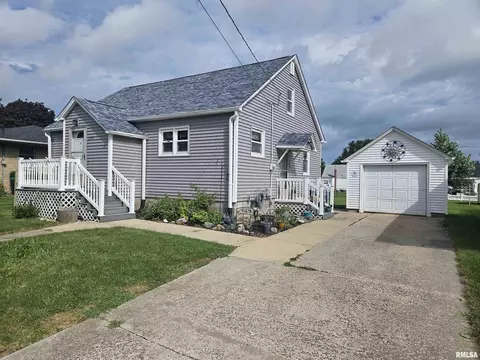 204 E Williams St, Atkinson, IL 61235 photo 3