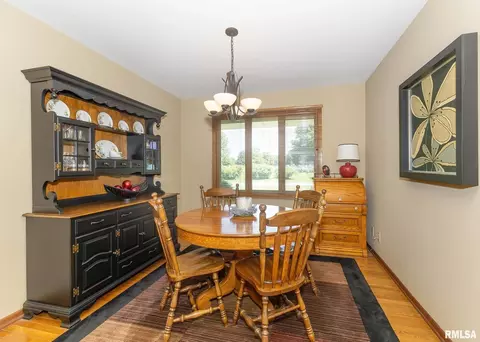 4910 34th Ave, Moline, IL 61265 photo 12