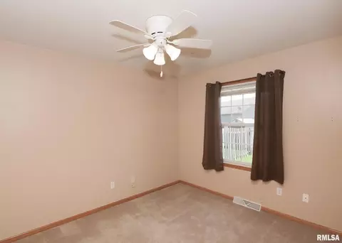 1110 17th Ave, Silvis, IL 61282 photo 19