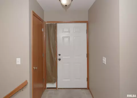 1110 17th Ave, Silvis, IL 61282 photo 11